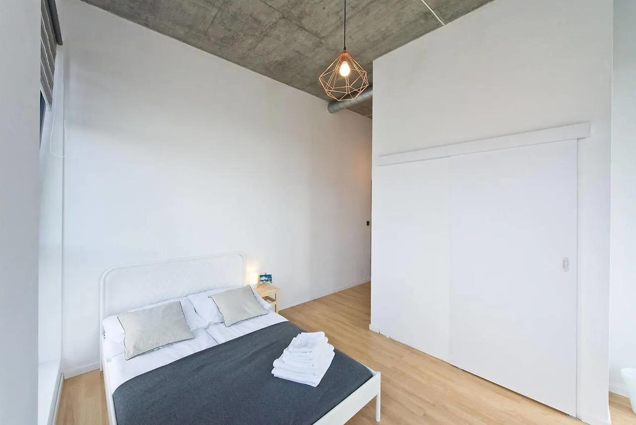 Cosy Space Apartments 그단스크 0*,